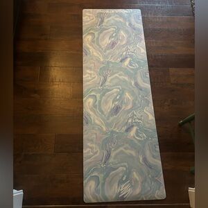 Yoga Strong “Amalfi Coast” Yoga Mat. Perfect condition. Thick, long yoga mat.